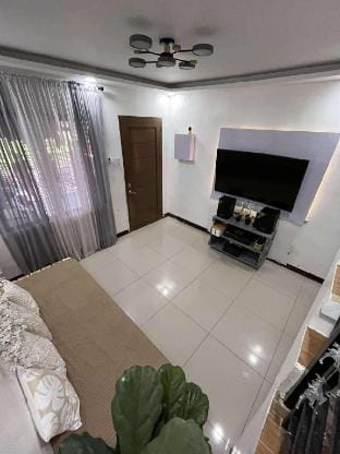 Affordable Staycation Townhouse in Metro Manila Vacation rental in Las Pinas