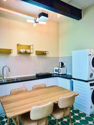 Phòng 20m2 gần nhà ga T3, Tân Bình Vacation rental in Ho Chi Minh City