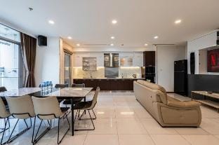 4 Bedroom view landmark pool Vacation rental in Ho Chi Minh City