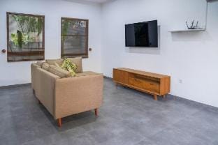 Prv Room in 3BDR Villa / 2FL, Shared Pool&Kitchen Vacation rental in North Kuta