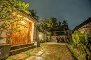 Pertibi Private Villa Vacation rental in Tampaksiring