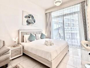Luxury Studio Getaway in Crystal Residence JVC Vacation rental in Dubai