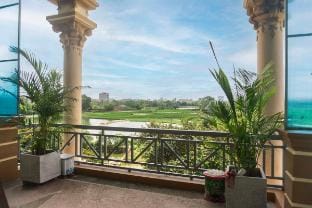 quiet isolated surrounding garden house 2000m2 Vacation rental in Laos