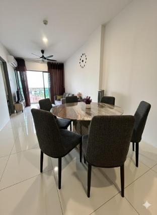 Princeton Suites 3BR 2BH Apartment Near Airport Vacation rental in Kuching