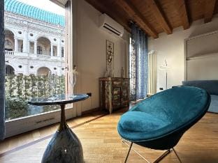 Elegant Suite Palladio Vacation rental in Vicenza
