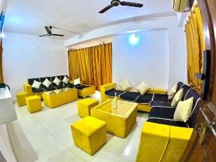 Candyshop Vacation rental in India