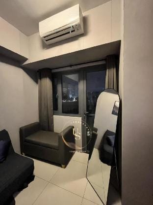 Cozy 1Br w/ Balcony near MOA, SMX, & NAIA airport Vacation rental in Pasay