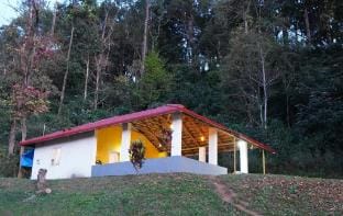 Green Echoes by Tripture - Hilltop Villa in Coorg Vacation rental in Kerala