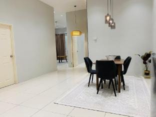 Hanah Home Muar III Vacation rental in Johor