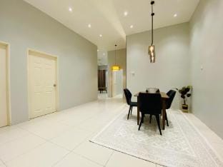 Hanah Home Muar III Vacation rental in Johor