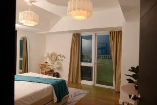 Abreeza 1BR Corner Condo Sea View 57sqm Vacation rental in Davao City
