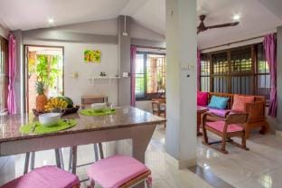 House 4 people sea view 100 m from the beach Vacation rental in Krabi Changwat