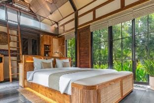 Casita Black Vacation rental in Payangan
