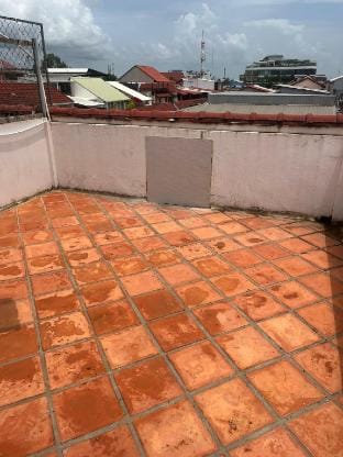 Banksy's 2 - 1 bedroom & sofa bed apartment. Vacation rental in Krong Siem Reap
