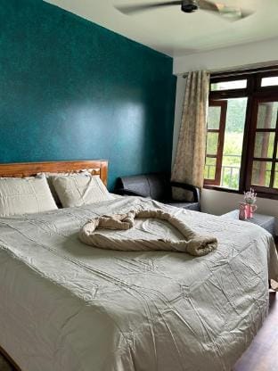 Ri Tngen - Lake View Deluxe Room Vacation rental in Bangladesh