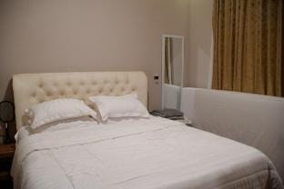 2 BR Villa Manyar with Private Pool In Yogyakarta Vacation rental in Special Region of Yogyakarta