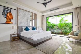 Breeze Villa - Private Pool Luxury 4BR Bang Tao Vacation rental in Choeng Thale