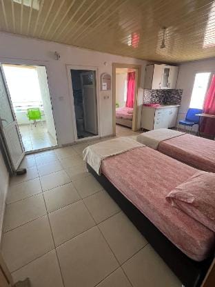 150 meters to Ayas public beach 1+1 Vacation rental in Mersin