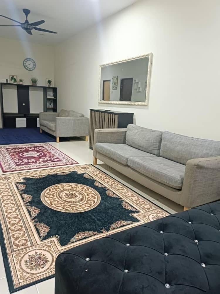 Ed 01 sitiawan Vacation rental in Perak Tengah District