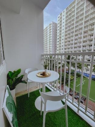 Shore Residences Mall of Asia Staycation Vacation rental in Pasay