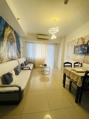 2BR With Cinema Screen Projector Vacation rental in Pasay