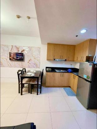 2BR With Cinema Screen Projector Vacation rental in Pasay