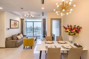 Cozy 2BR Landmark Plus good Location daily towels Vacation rental in Ho Chi Minh City