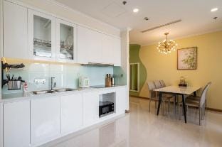 Landmark Plus, 2 bedroom, nice decor, towels daily Vacation rental in Ho Chi Minh City