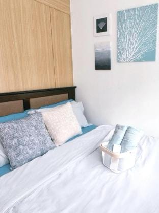 1 Bedroom unit with resort pool Vacation rental in Pasay