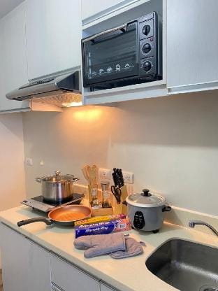 Skynook Escape Pod Vacation rental in Mandaluyong