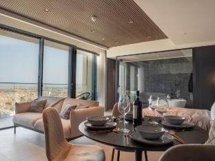 Designer apartment, 25th floor Mercury Towers Vacation rental in Saint Julians