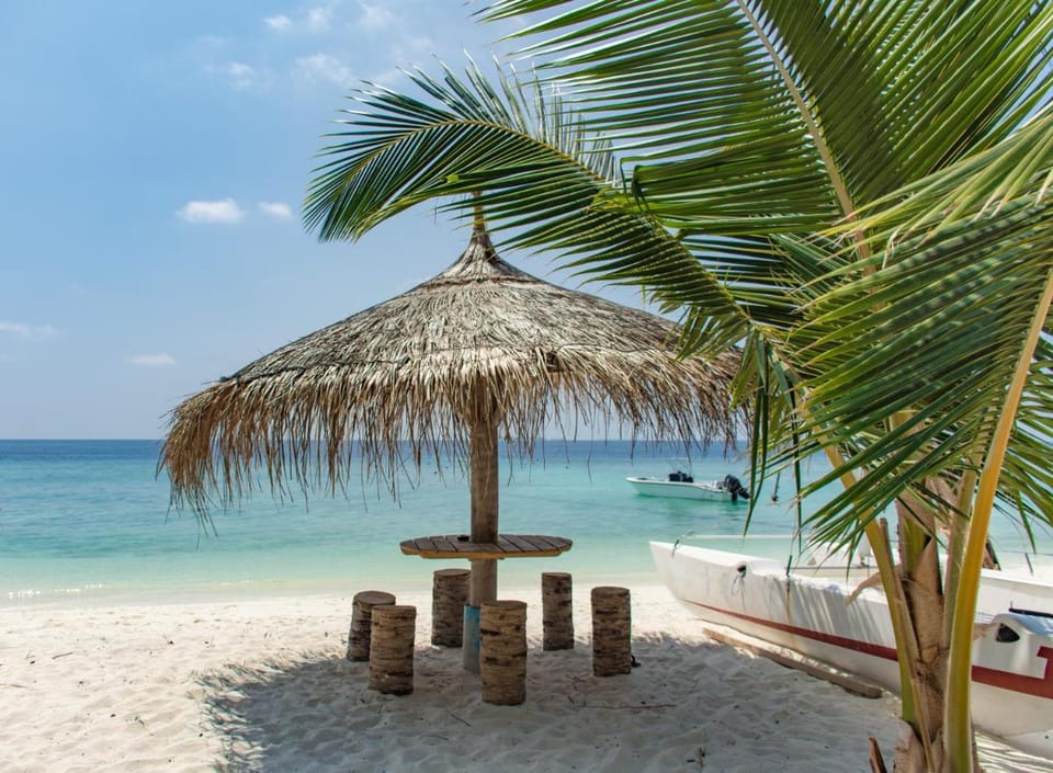 Maafolhey Han'dhaan - Ukulhas Vacation rental in Maldives