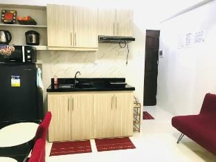 Royal Oceancrest Mactan Homey Resort Type Condo Vacation rental in Lapu-Lapu City