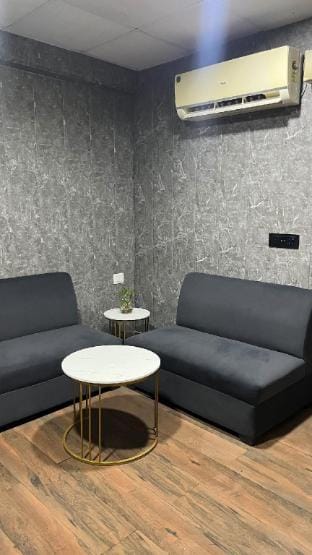 Apartment in Zirakpur Vacation rental in Punjab, India