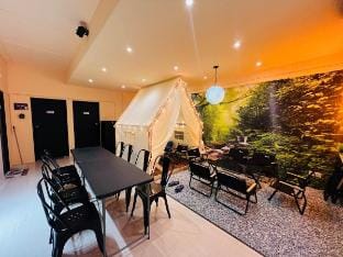KL,Cheras|Karaoke|VR Games|Buffet|19 Pax|7KM KLCC Vacation rental in Federal Territory of Kuala Lumpur