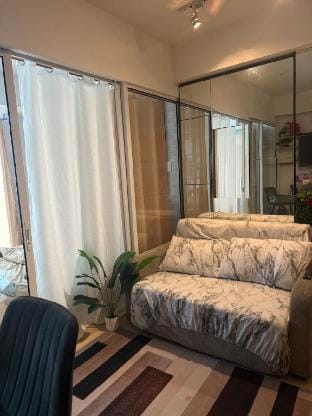 Relax & Recharge Vacation rental in Las Pinas