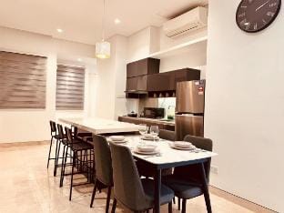 The modern 2BR with klcc,kl tower and PNB 118 view Vacation rental in Federal Territory of Kuala Lumpur