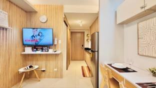 Cozy 1 Bedroom near MOA & Airport w/ Balcony Vacation rental in Pasay