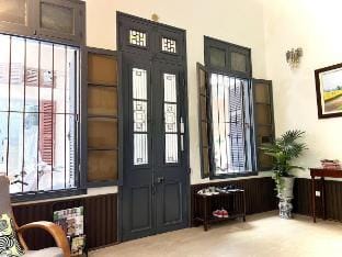 Hanoi Retreat – Private 2BR House with Balcony Vacation rental in Hanoi