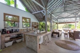 Charming 3BR Villa w/ Pool Close to Main Street Vacation rental in Kuta
