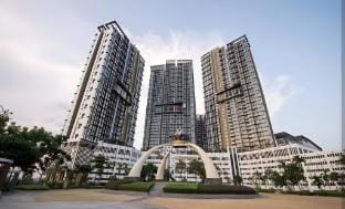 Elysia 2Pax Chic & Cozy Studio Netflix BySTAY Vacation rental in Johor