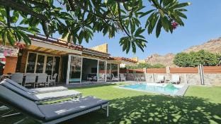 Villa Helene Tauro, Heated Pool, Wi-Fi, BBQ Vacation rental in Comarca Sur