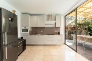 Elle Ocean Villa Tauro, Heated Pool, Fiber WIFI Vacation rental in Comarca Sur