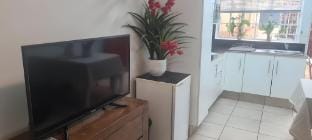 Jenkins Re-Treat Vacation rental in Pretoria