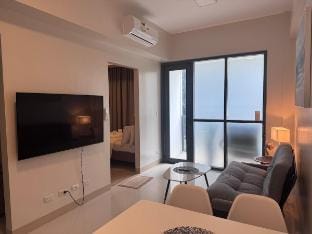 Mactan Newtown Beach Condo Vacation rental in Lapu-Lapu City