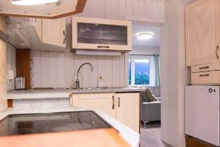 Stylish 2BR Stay in the Heart of Tromsø Vacation rental in Tromso