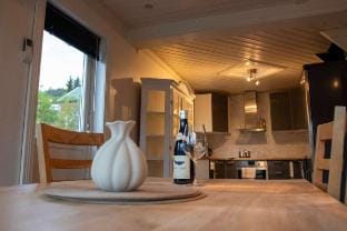 Cozy | Modern | Scenic view Vacation rental in Tromso