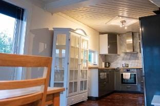 Cozy | Modern | Scenic view Vacation rental in Tromso