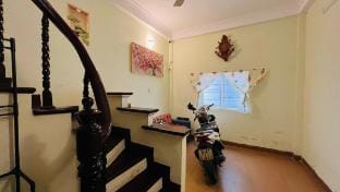 Phòng cửa sổ lớn, có bàn làm việc Vacation rental in Hanoi
