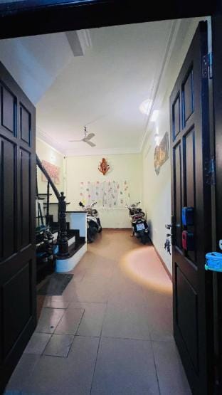 Phòng cửa sổ lớn, có bàn làm việc Vacation rental in Hanoi
